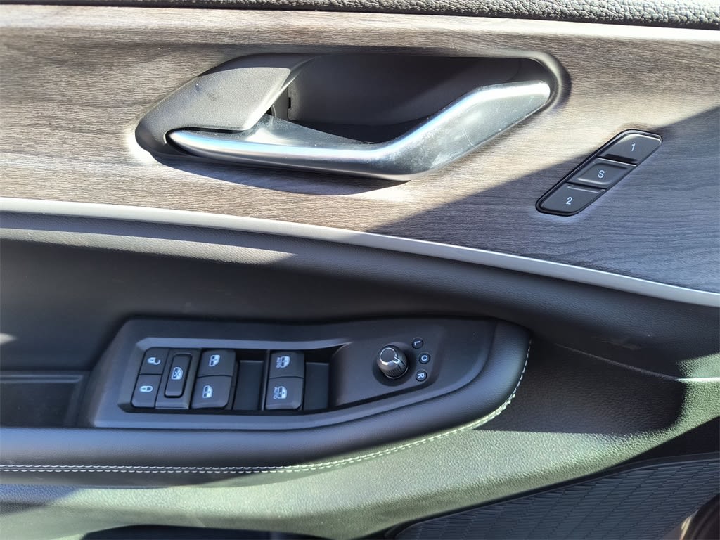 Thumbnail: 2025 Jeep Grand Cherokee L - 21