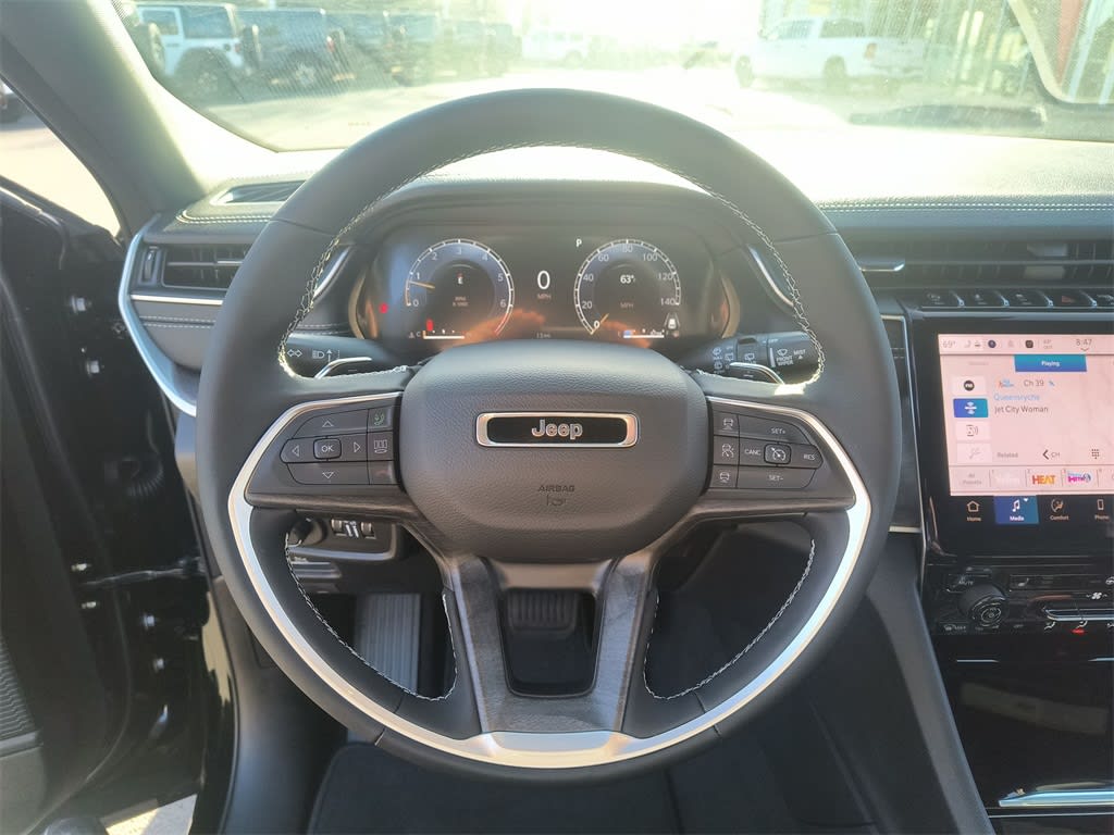 2025 Jeep Grand Cherokee L Limited Edition 2