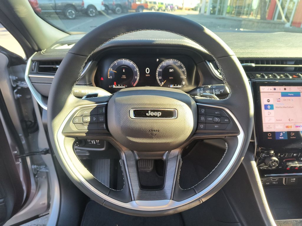 Thumbnail: 2025 Jeep Grand Cherokee L - 2
