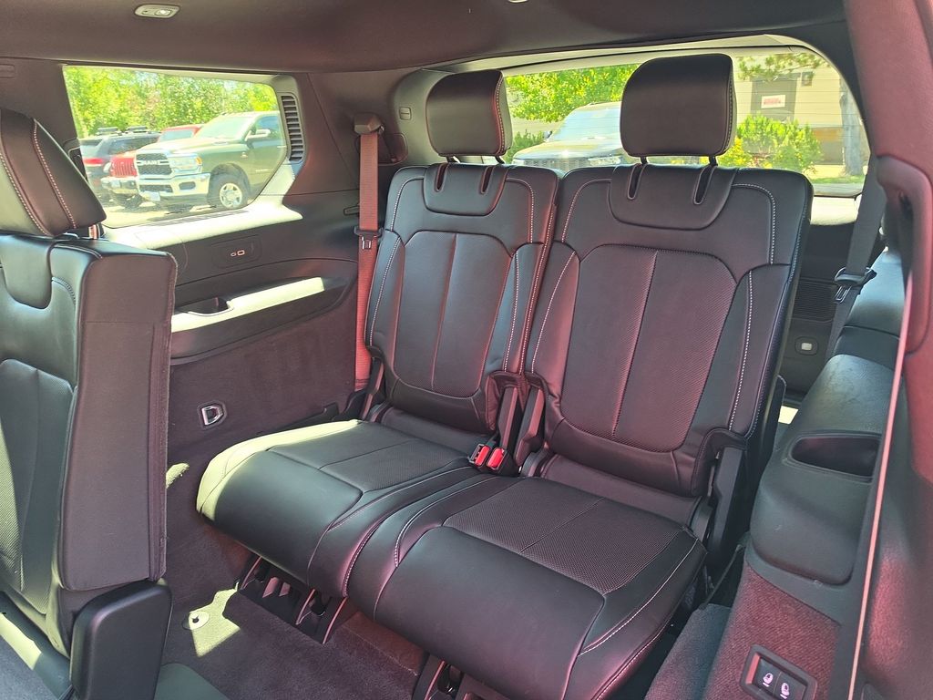 Thumbnail: 2022 Jeep Grand Cherokee L - 28