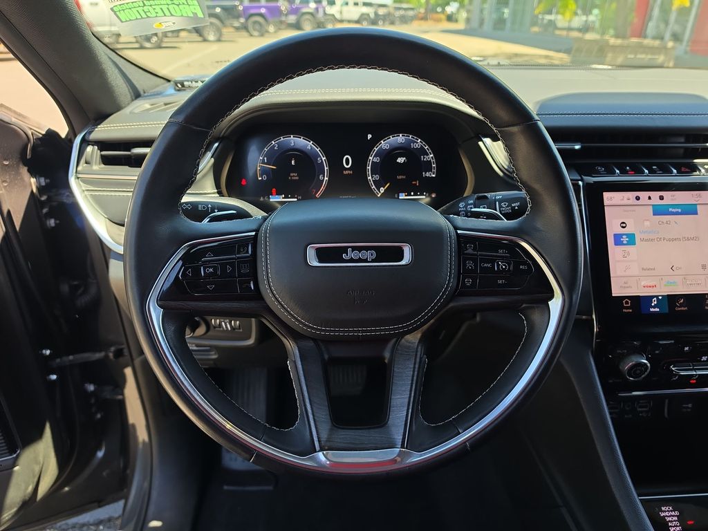 Thumbnail: 2022 Jeep Grand Cherokee L - 2