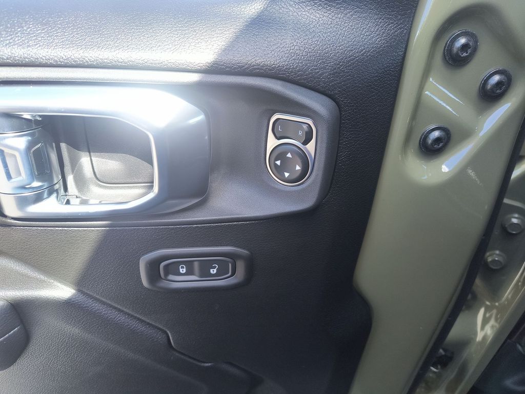 Thumbnail: 2026 Jeep Wrangler - 21