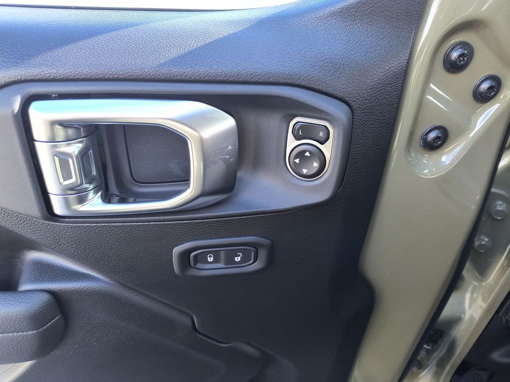 Thumbnail: 2026 Jeep Wrangler - 21