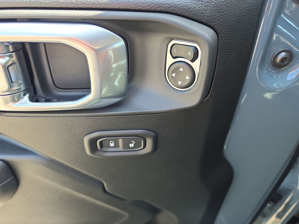 Thumbnail: 2026 Jeep Wrangler - 21