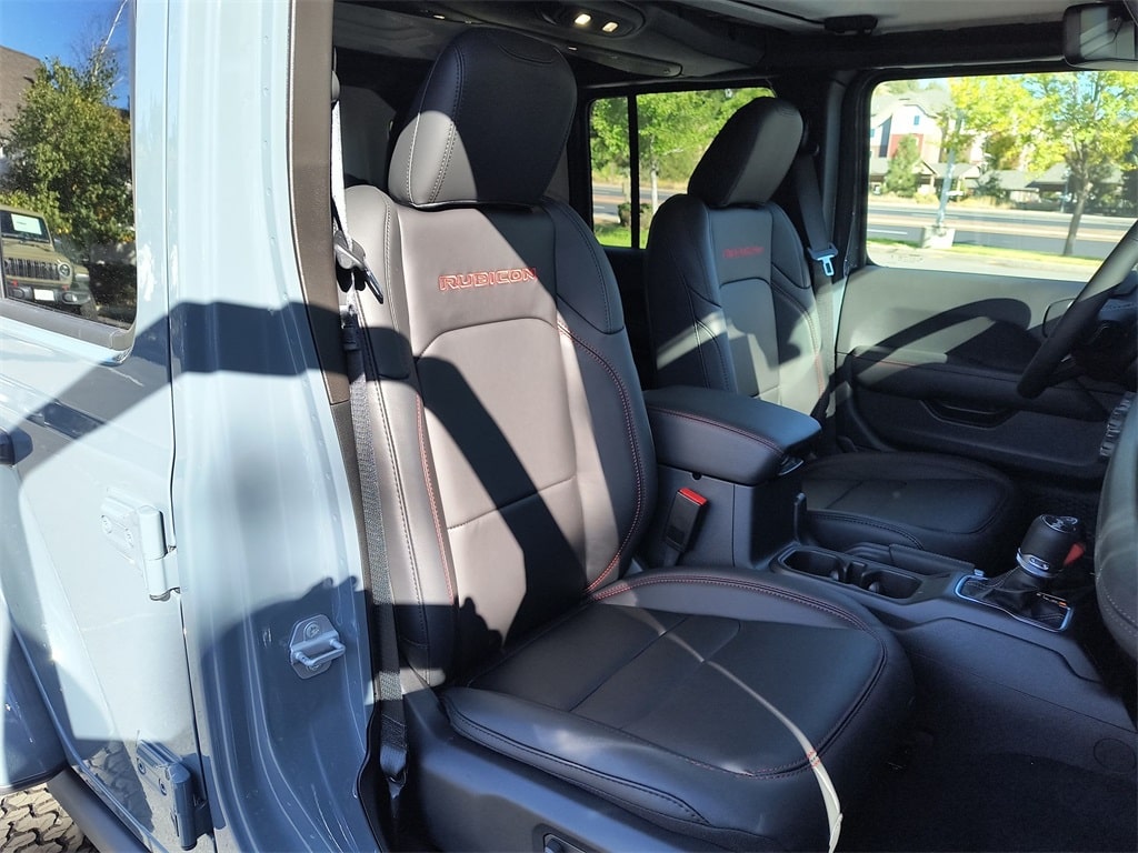 Thumbnail: 2025 Jeep Wrangler - 9