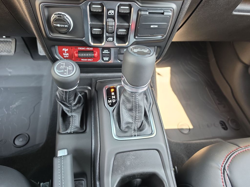 Thumbnail: 2026 Jeep Wrangler - 12