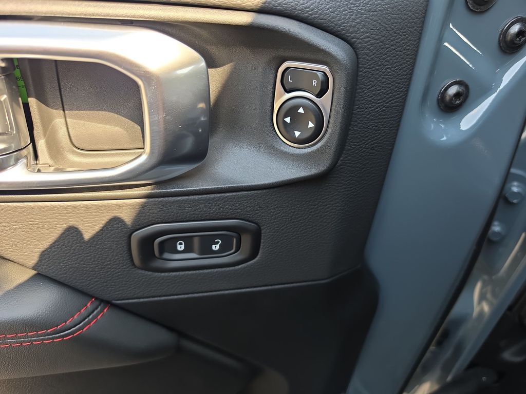 Thumbnail: 2026 Jeep Wrangler - 21