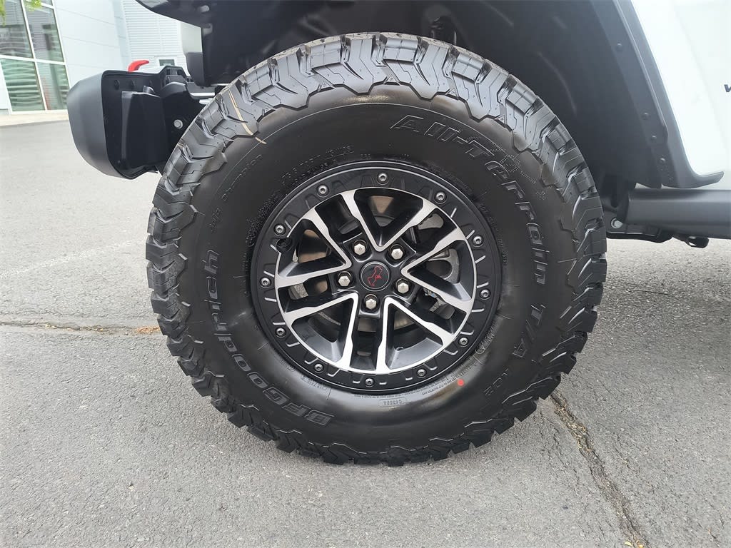 Thumbnail: 2025 Jeep Wrangler - 6