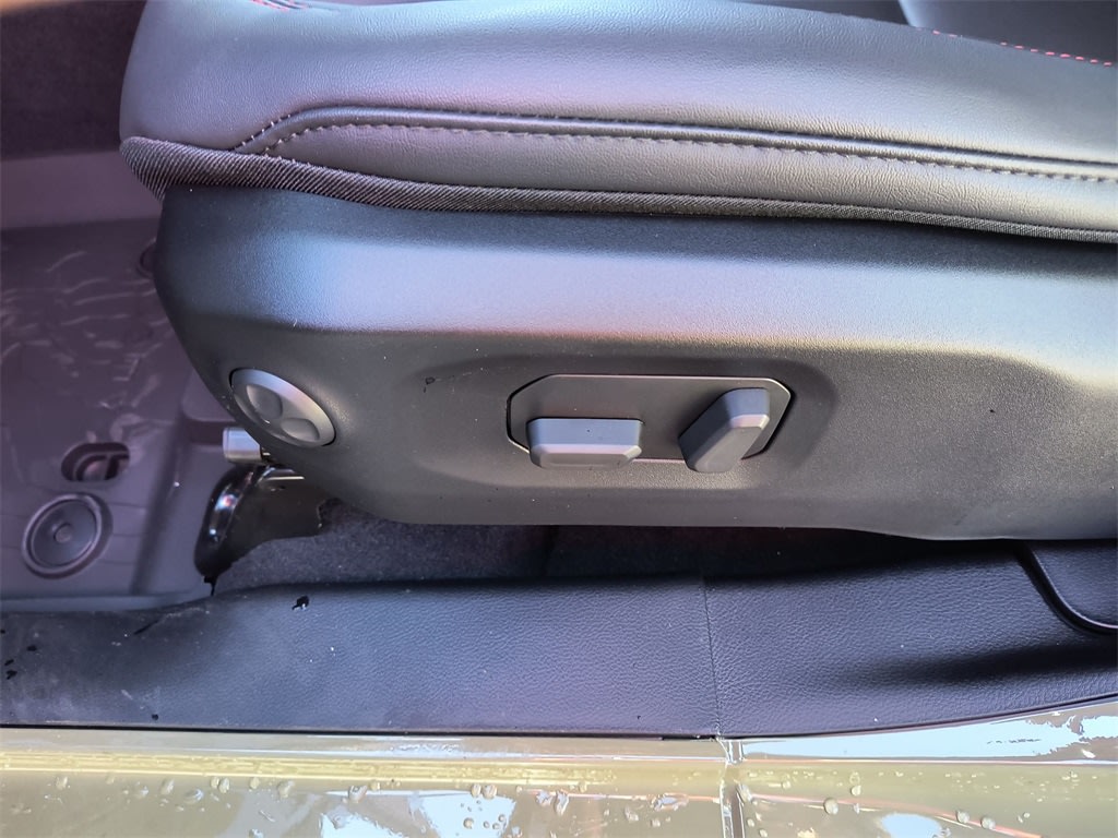 Thumbnail: 2025 Jeep Wrangler - 20