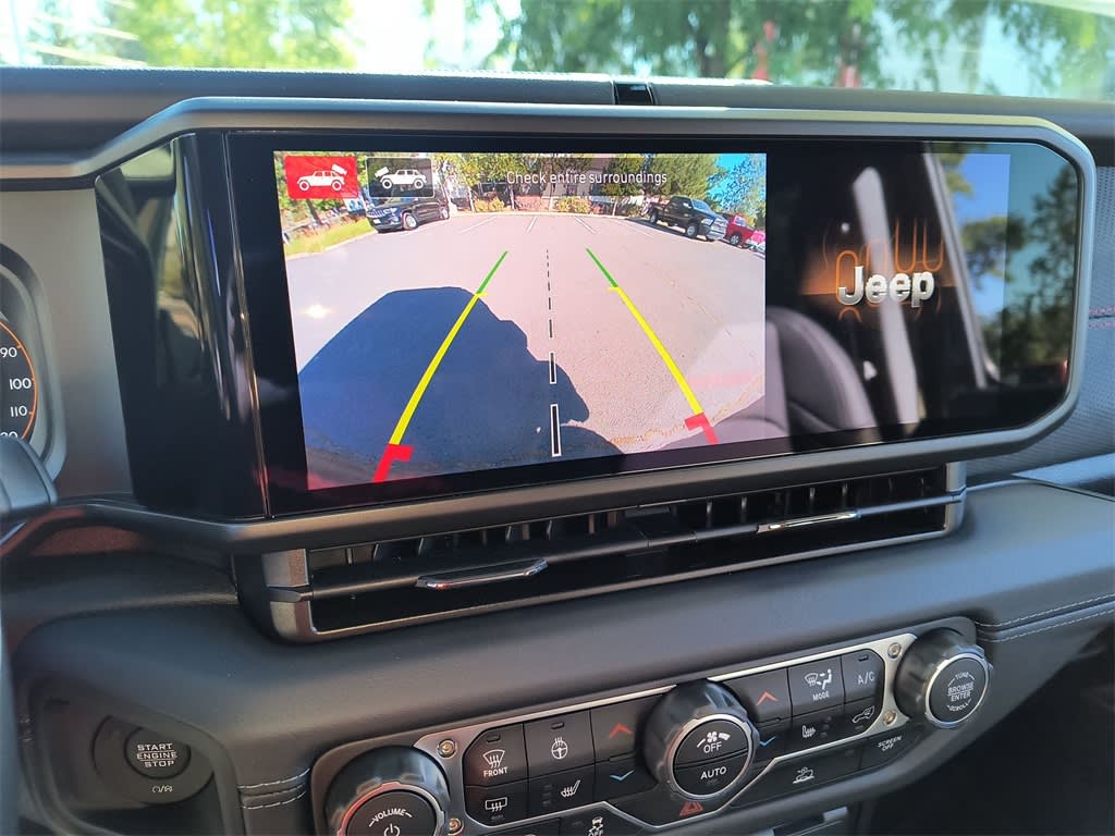 Thumbnail: 2025 Jeep Wrangler - 22