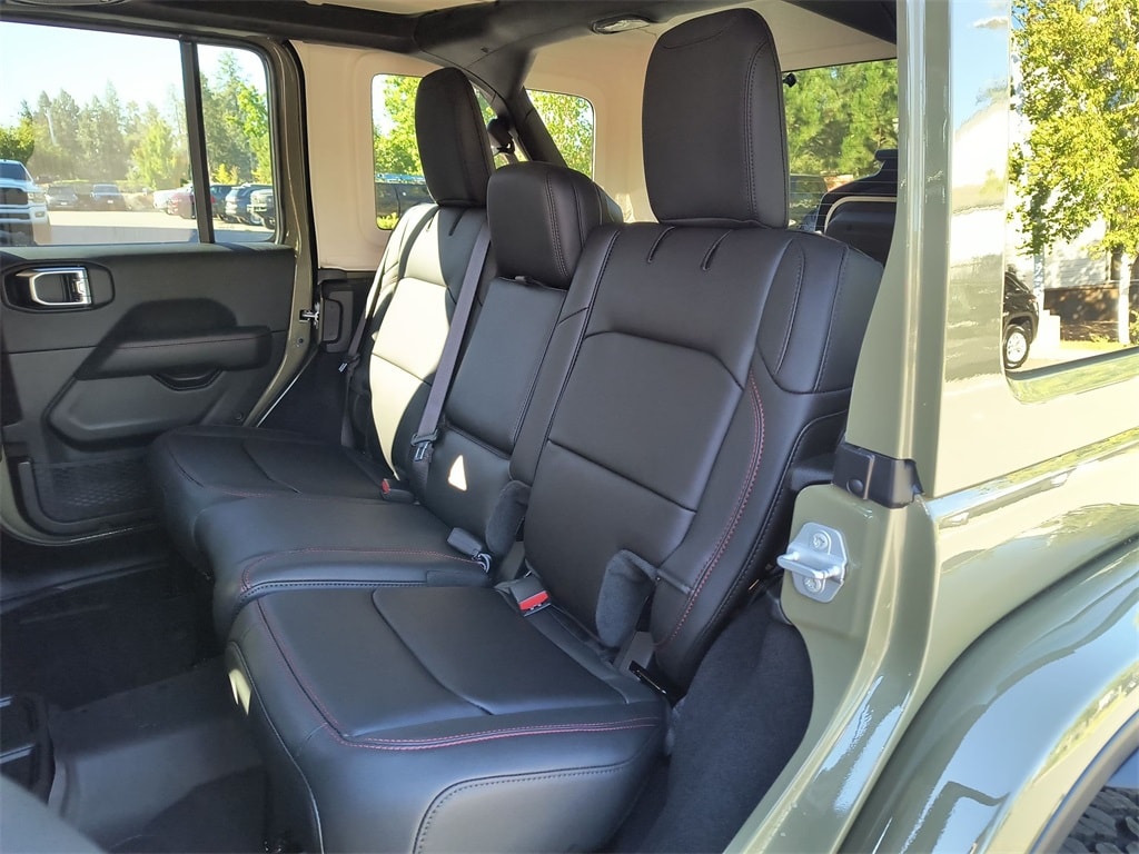 Thumbnail: 2025 Jeep Wrangler - 10