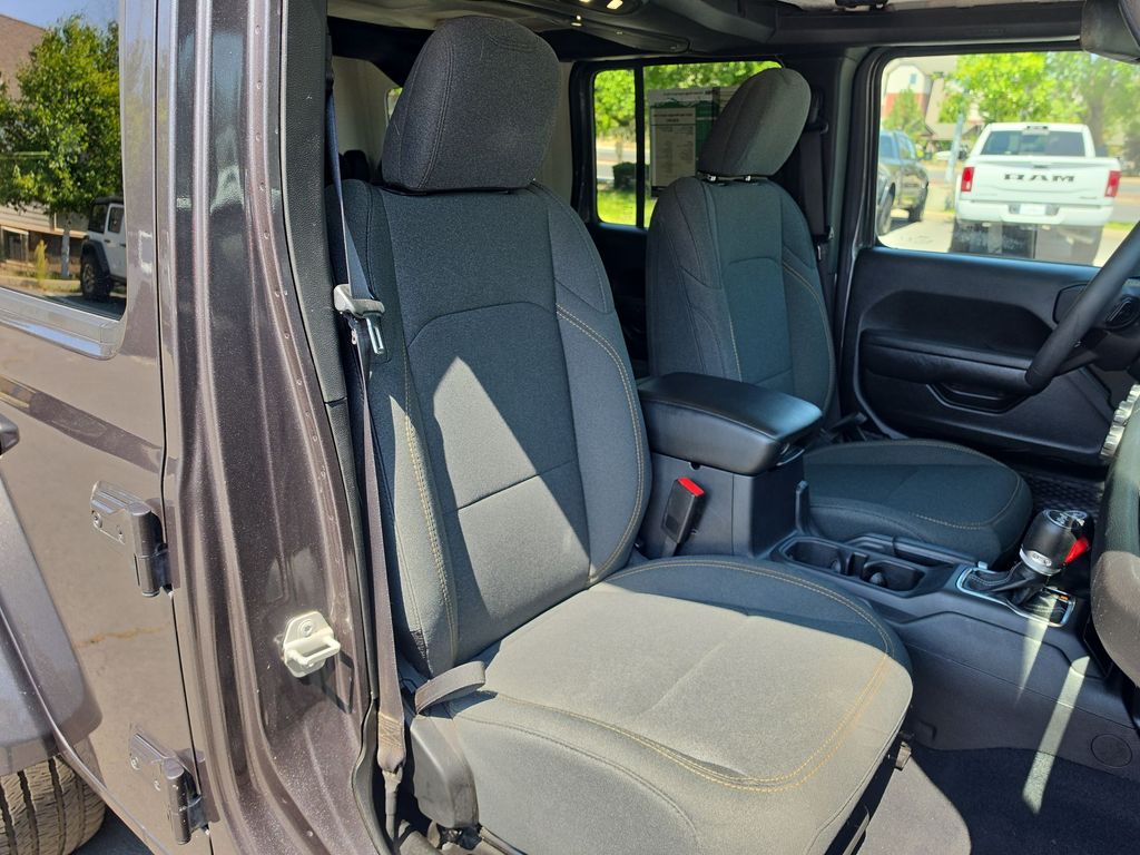 Thumbnail: 2024 Jeep Wrangler - 8