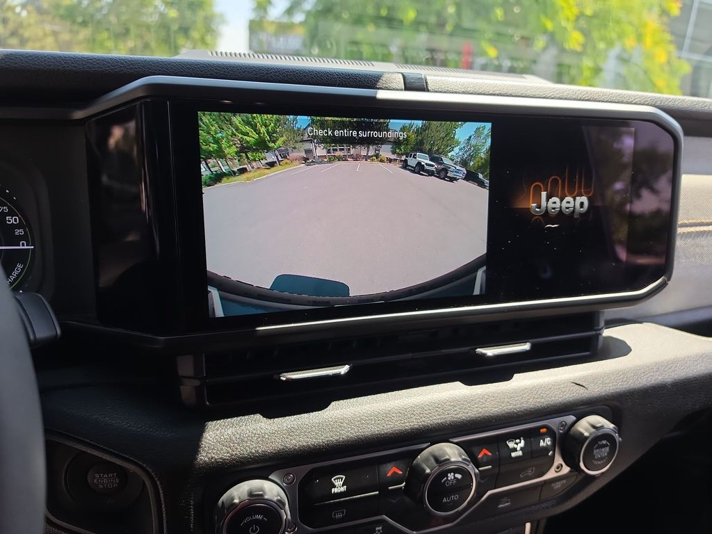 Thumbnail: 2024 Jeep Wrangler - 22