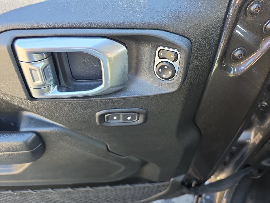 Thumbnail: 2024 Jeep Wrangler - 21