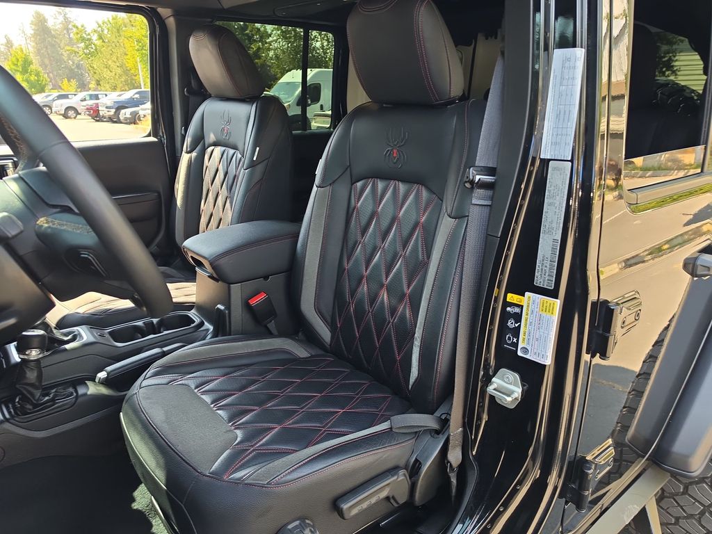 Thumbnail: 2024 Jeep Wrangler - 9