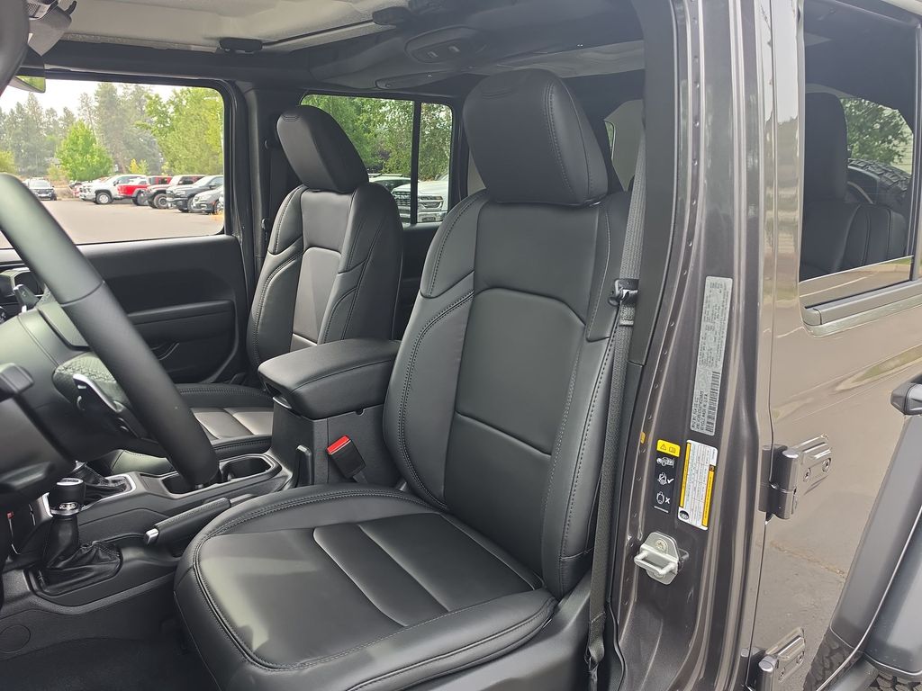 Thumbnail: 2026 Jeep Wrangler - 7