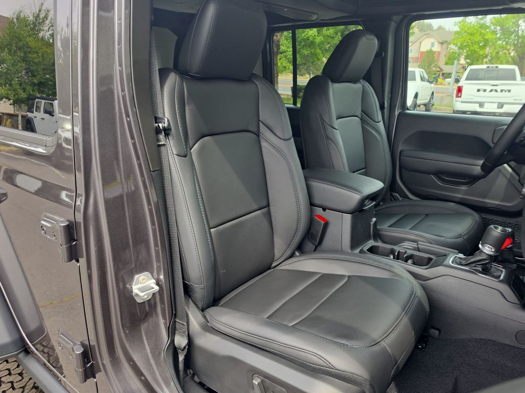 Thumbnail: 2026 Jeep Wrangler - 8