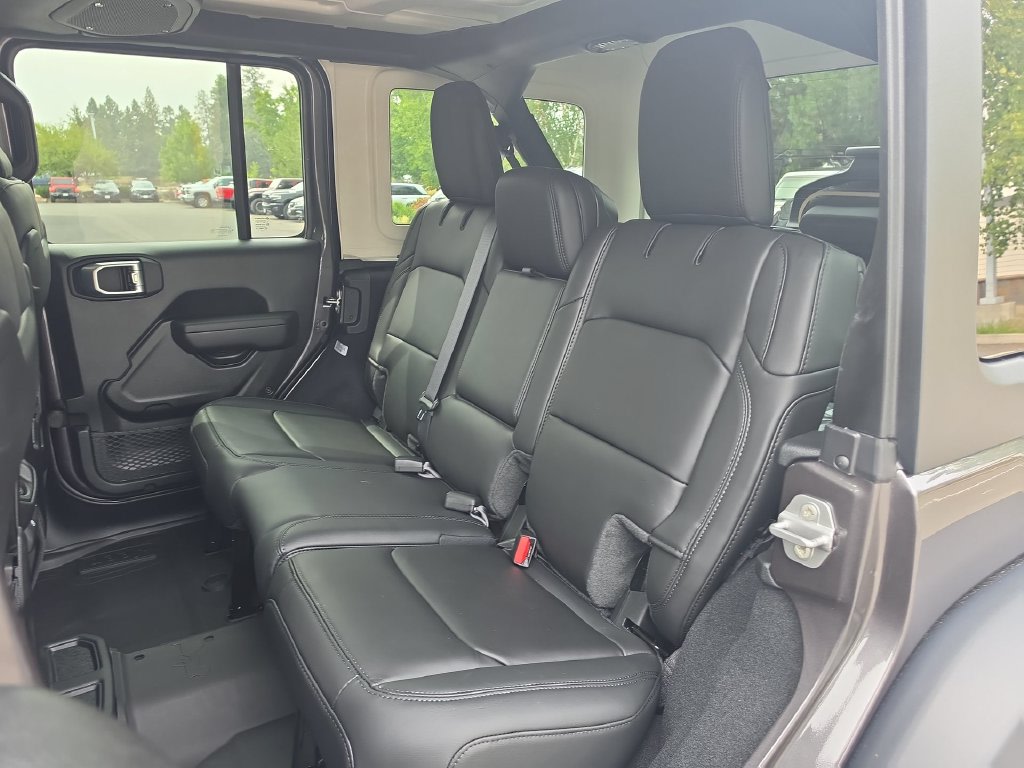 Thumbnail: 2026 Jeep Wrangler - 9