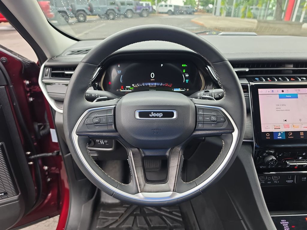 Thumbnail: 2023 Jeep Grand Cherokee - 2