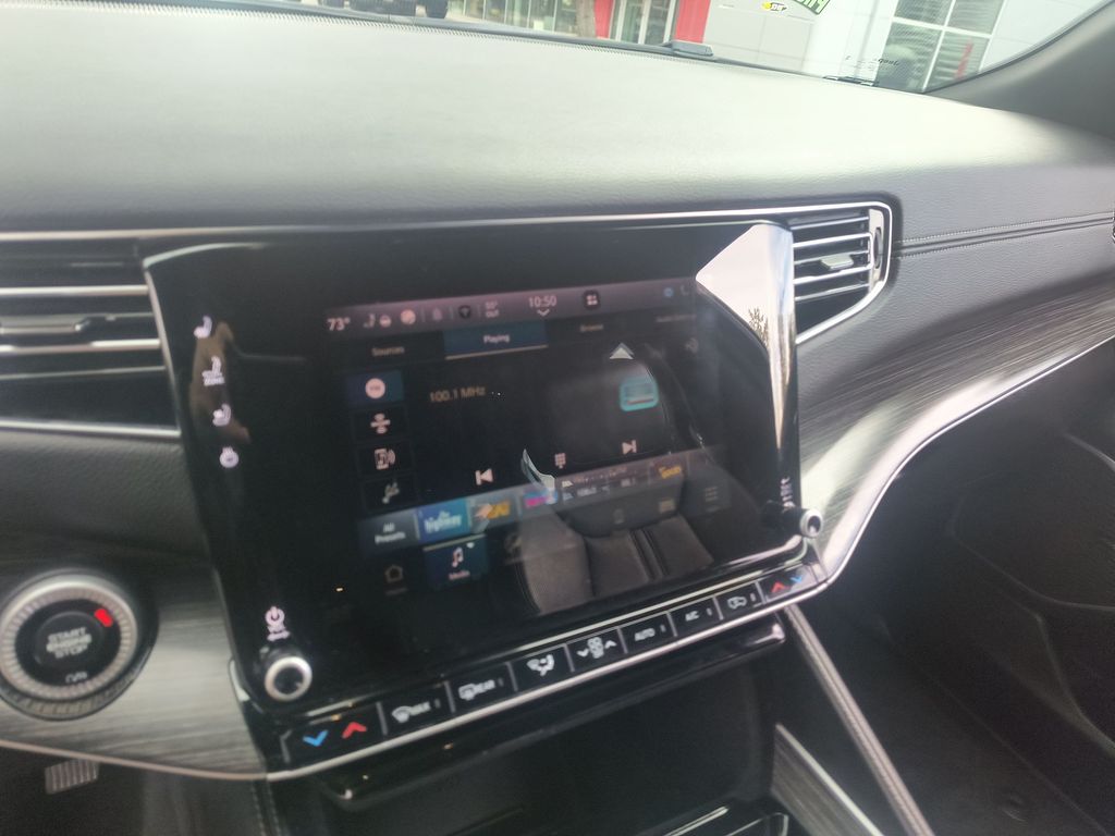 Thumbnail: 2023 Jeep Wagoneer - 10