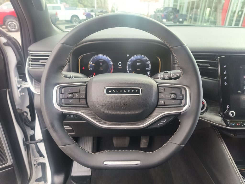 Thumbnail: 2023 Jeep Wagoneer - 2