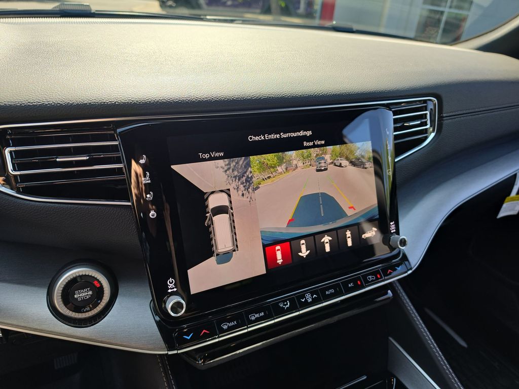 Thumbnail: 2026 Jeep Grand Wagoneer - 22
