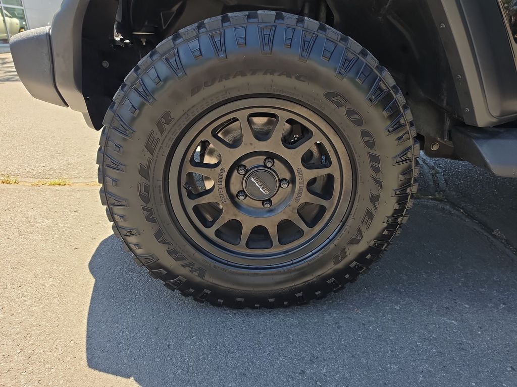 Thumbnail: 2020 Jeep Gladiator - 5