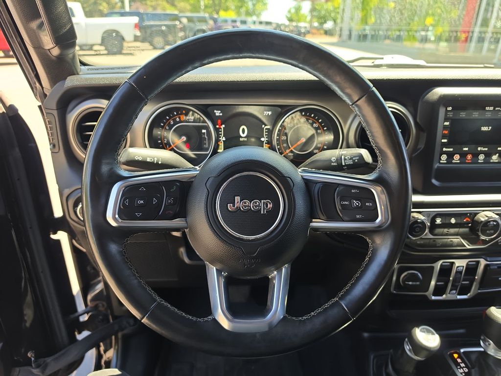 Thumbnail: 2020 Jeep Gladiator - 2