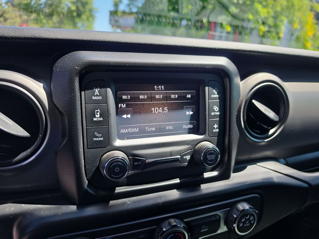 Thumbnail: 2021 Jeep Gladiator - 10