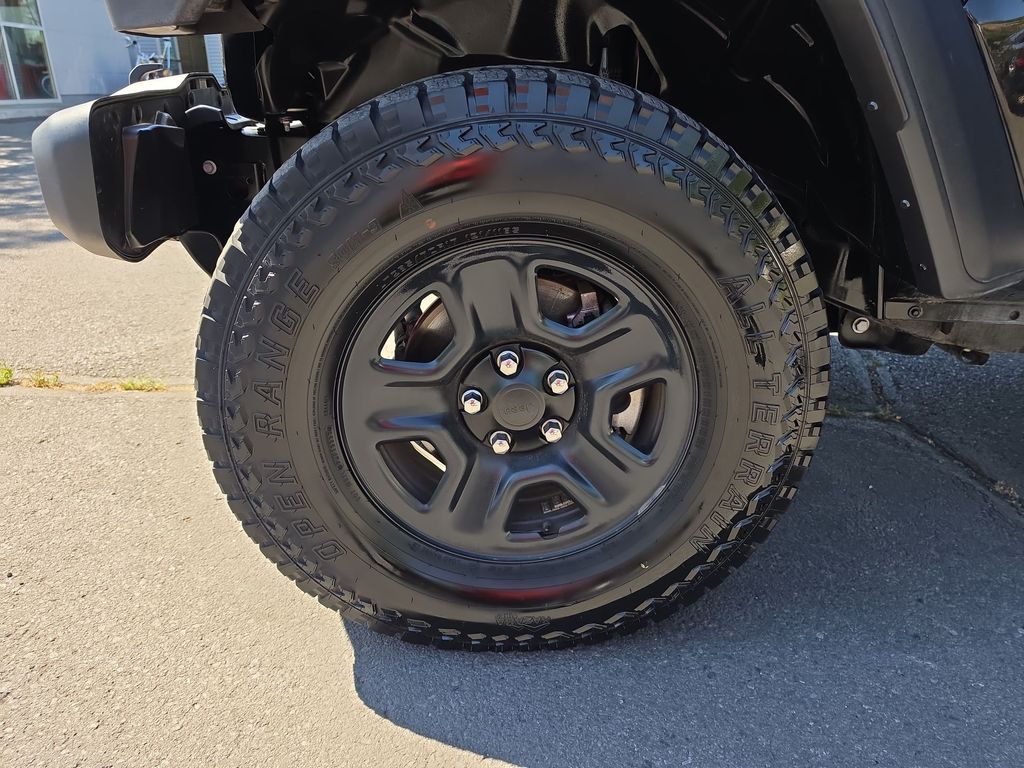 Thumbnail: 2023 Jeep Gladiator - 6