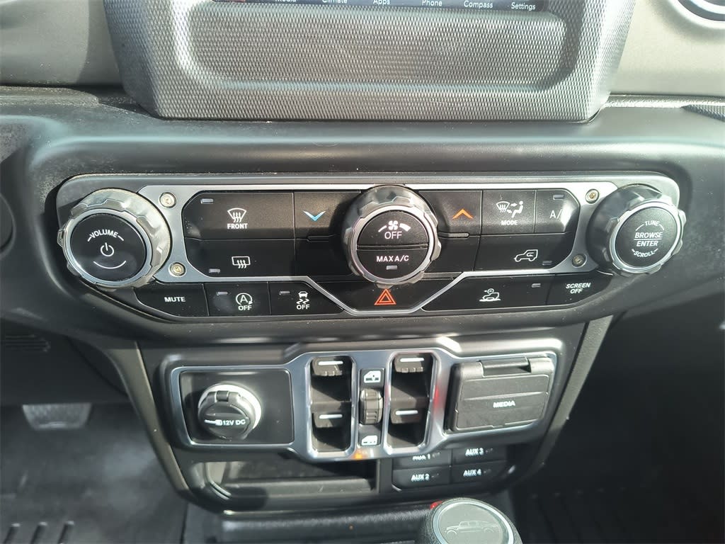 Thumbnail: 2023 Jeep Gladiator - 23