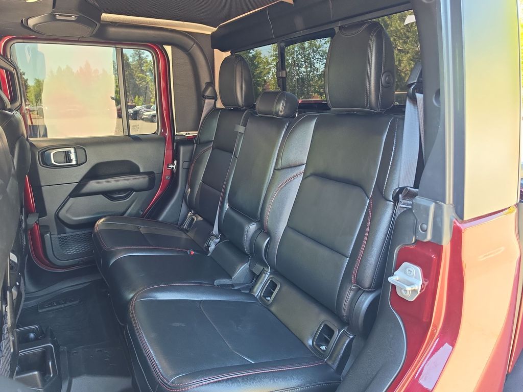 Thumbnail: 2021 Jeep Gladiator - 10