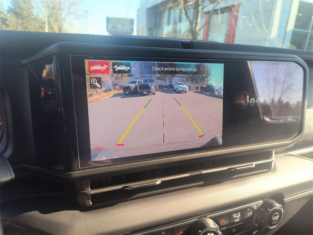 Thumbnail: 2024 Jeep Gladiator - 22