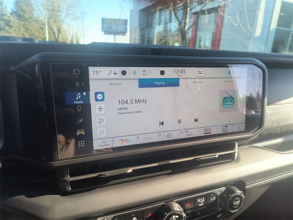 Thumbnail: 2024 Jeep Gladiator - 10