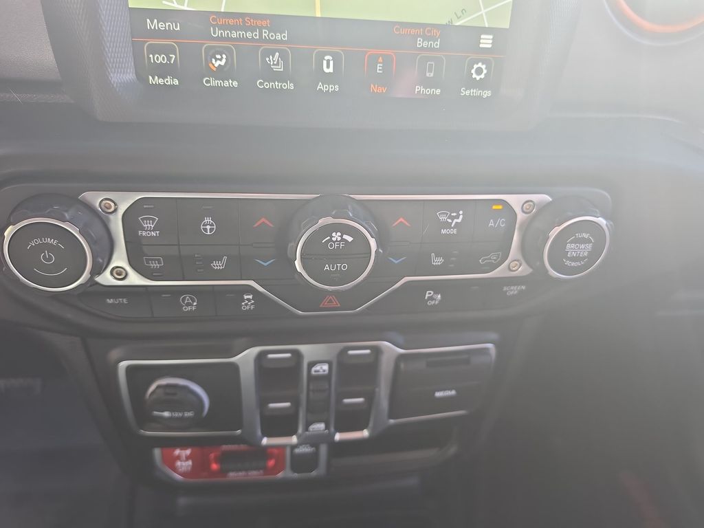 Thumbnail: 2020 Jeep Gladiator - 24