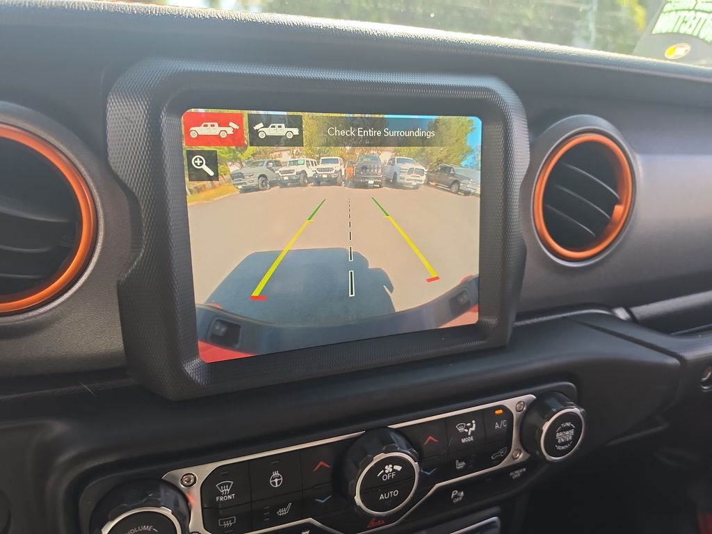 Thumbnail: 2020 Jeep Gladiator - 22