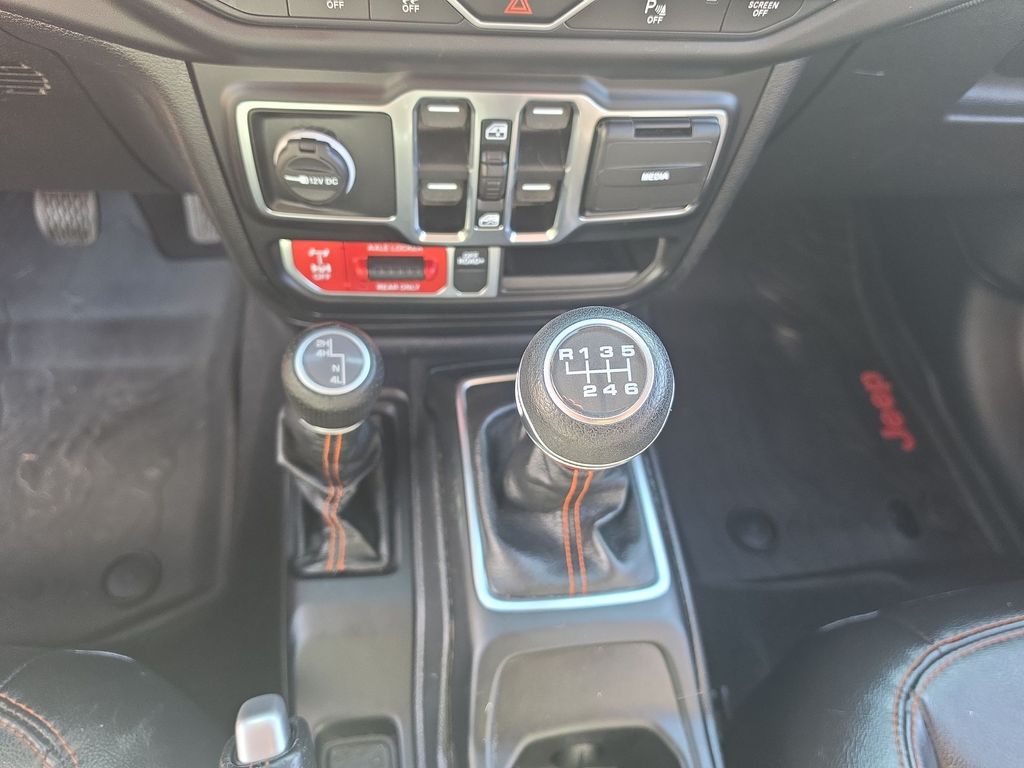 Thumbnail: 2020 Jeep Gladiator - 11