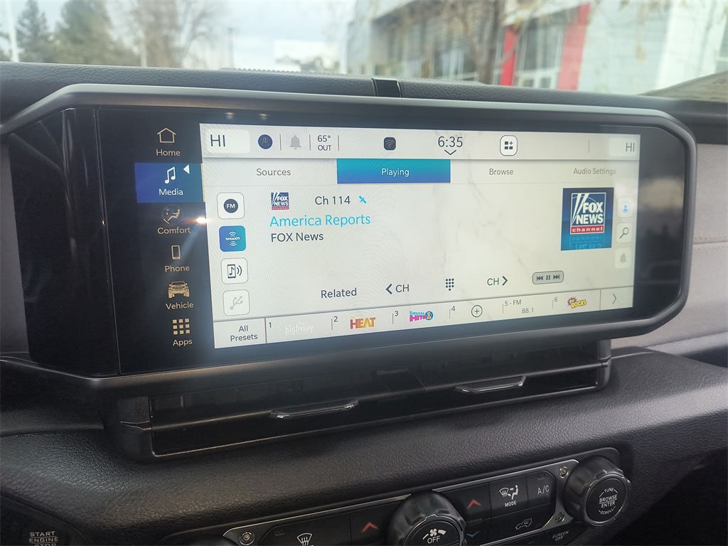 Thumbnail: 2026 Jeep Gladiator - 10