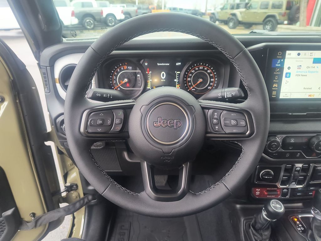 Thumbnail: 2026 Jeep Gladiator - 2