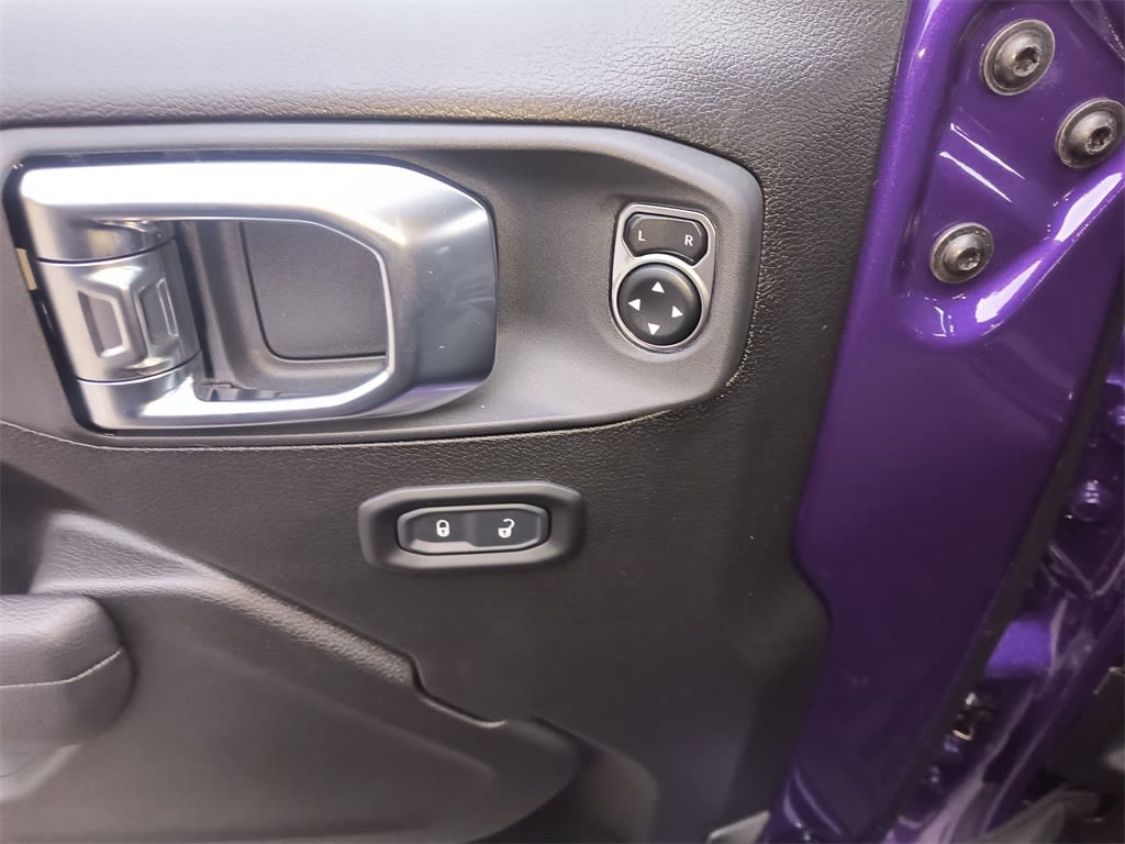 Thumbnail: 2026 Jeep Gladiator - 21