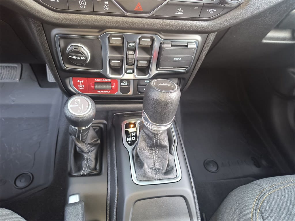 Thumbnail: 2026 Jeep Gladiator - 11