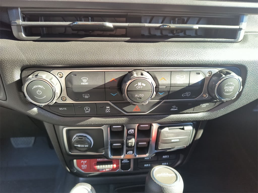 Thumbnail: 2026 Jeep Gladiator - 23