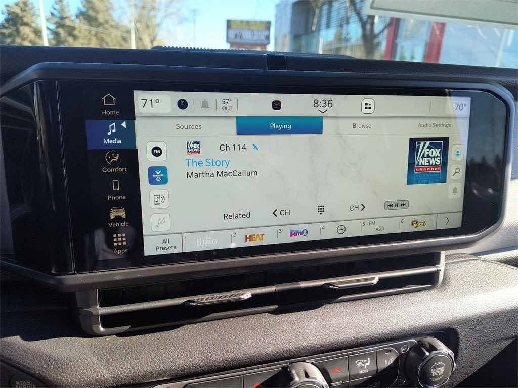 Thumbnail: 2026 Jeep Gladiator - 11