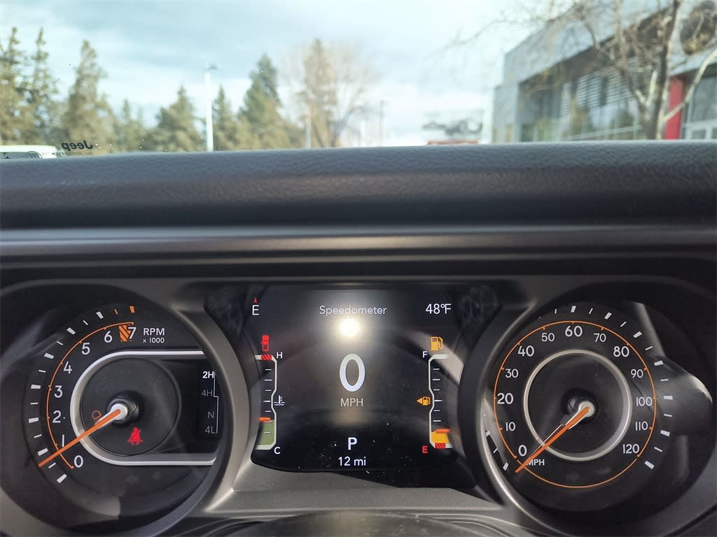 Thumbnail: 2026 Jeep Gladiator - 14