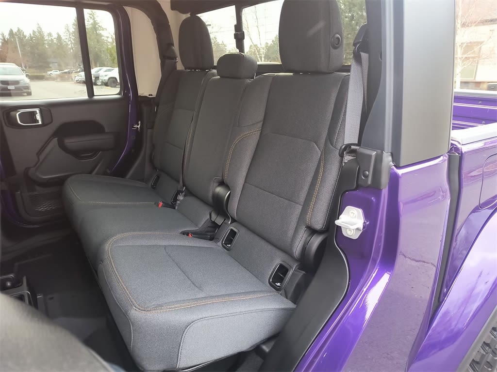 Thumbnail: 2026 Jeep Gladiator - 11