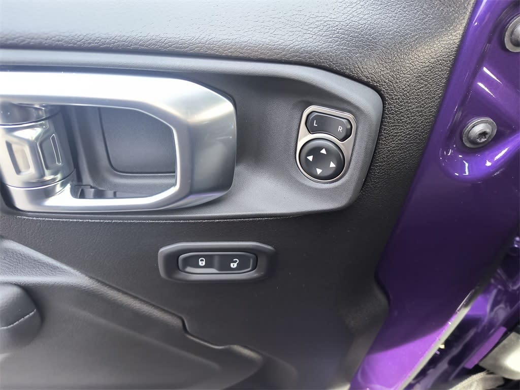 Thumbnail: 2026 Jeep Gladiator - 21