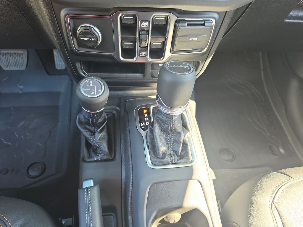 Thumbnail: 2026 Jeep Gladiator - 11