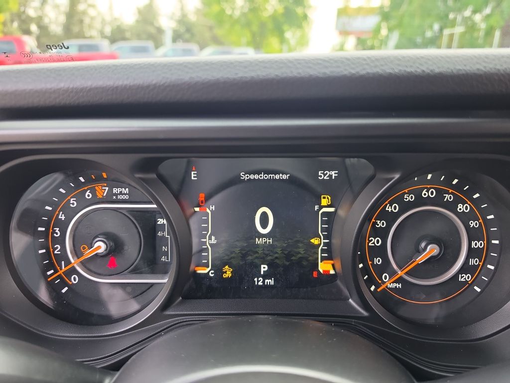 Thumbnail: 2026 Jeep Gladiator - 13