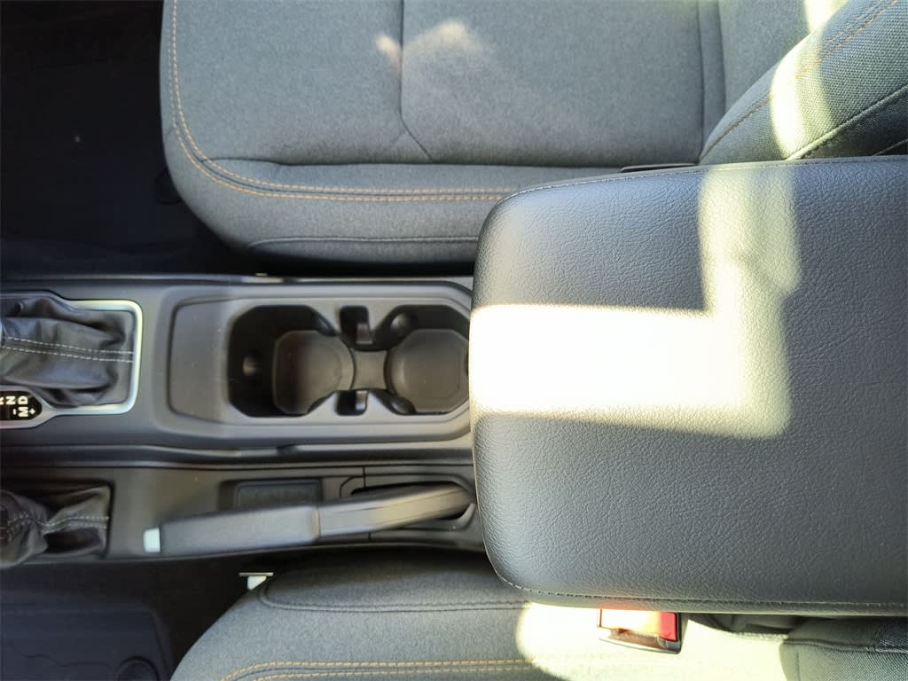 Thumbnail: 2025 Jeep Gladiator - 25