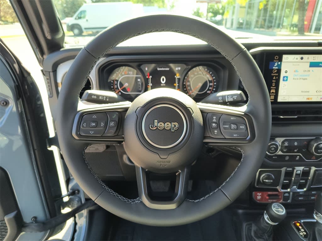 Thumbnail: 2025 Jeep Gladiator - 2